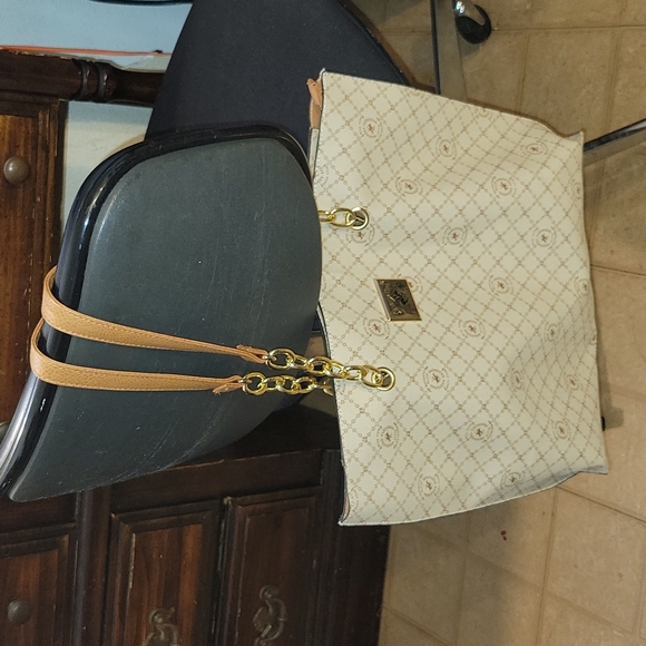 Beverly Hills Polo Club    Shoulder Bag - Picture 5 of 5
